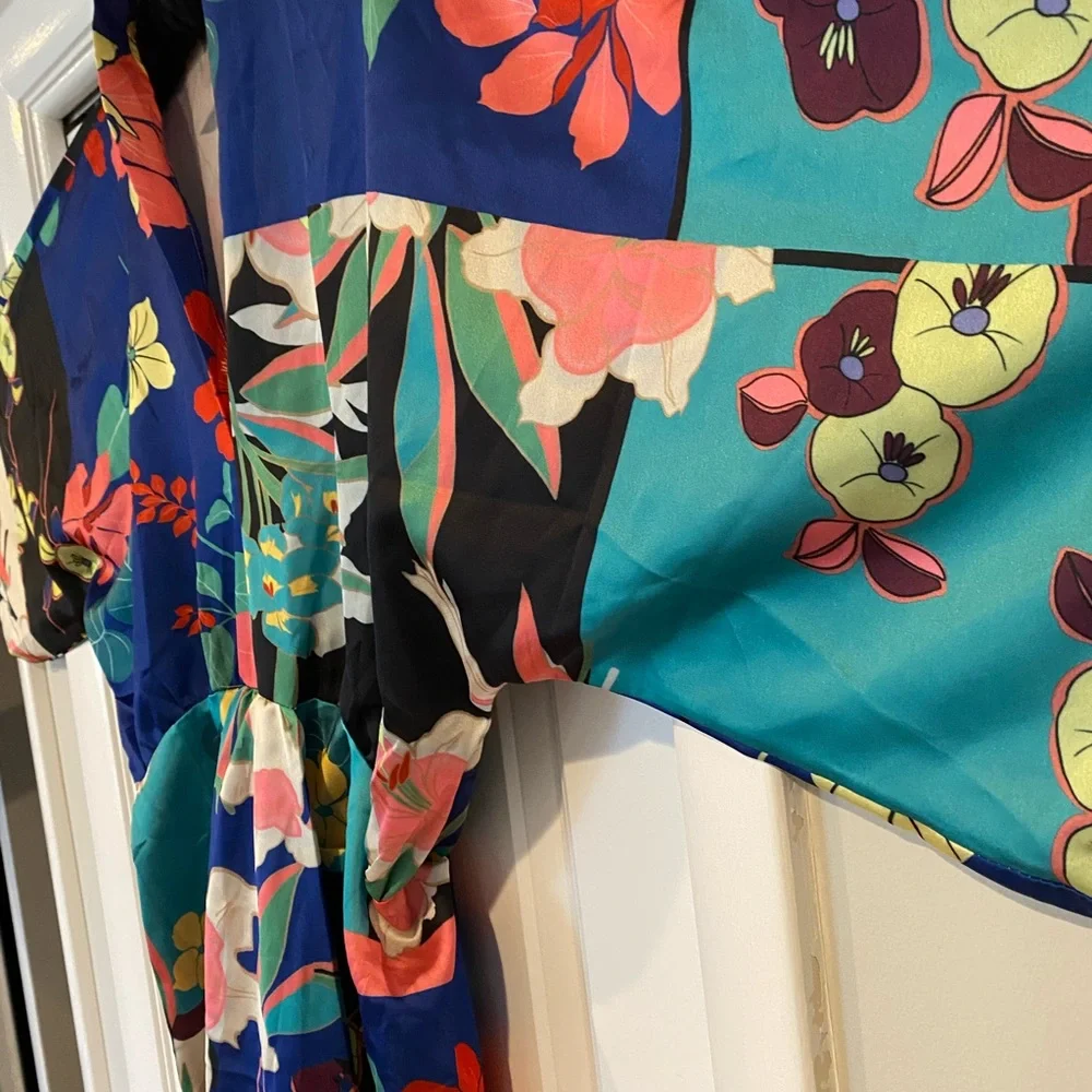 Gorgeous kimono style midi dress!!! - Picture 2 of 7